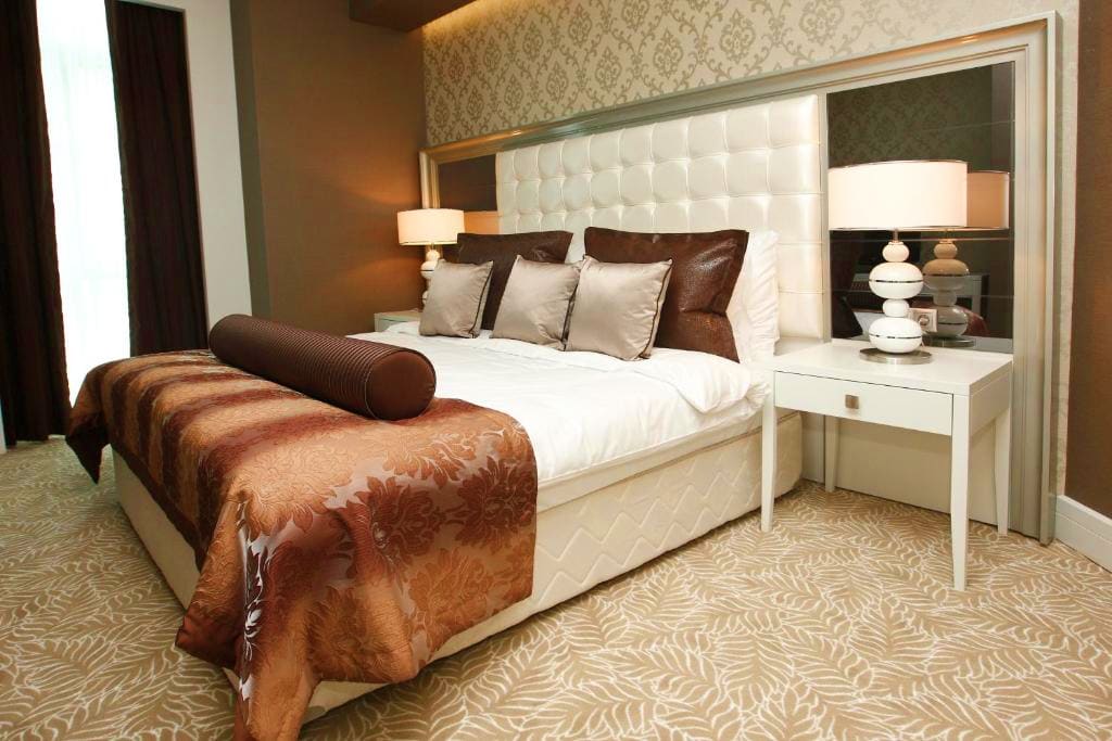 4* Qafqaz Baku City Hotel, Baku or similar